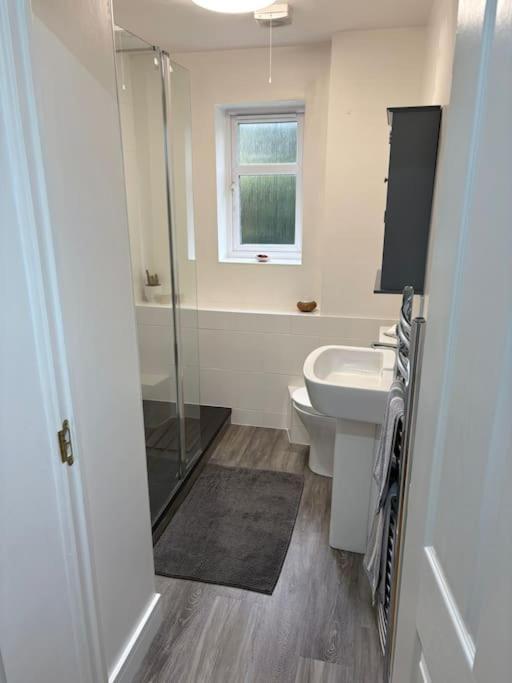 버밍엄 Newly Refurbished Flat In Kings Heath 아파트 외부 사진