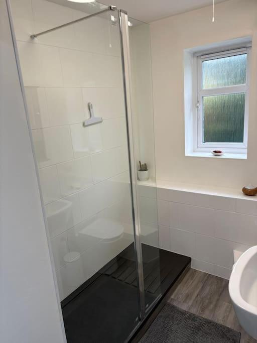 버밍엄 Newly Refurbished Flat In Kings Heath 아파트 외부 사진