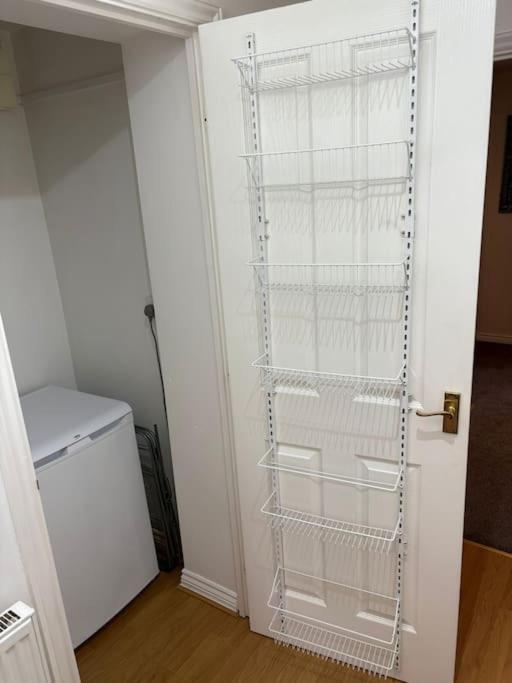버밍엄 Newly Refurbished Flat In Kings Heath 아파트 외부 사진