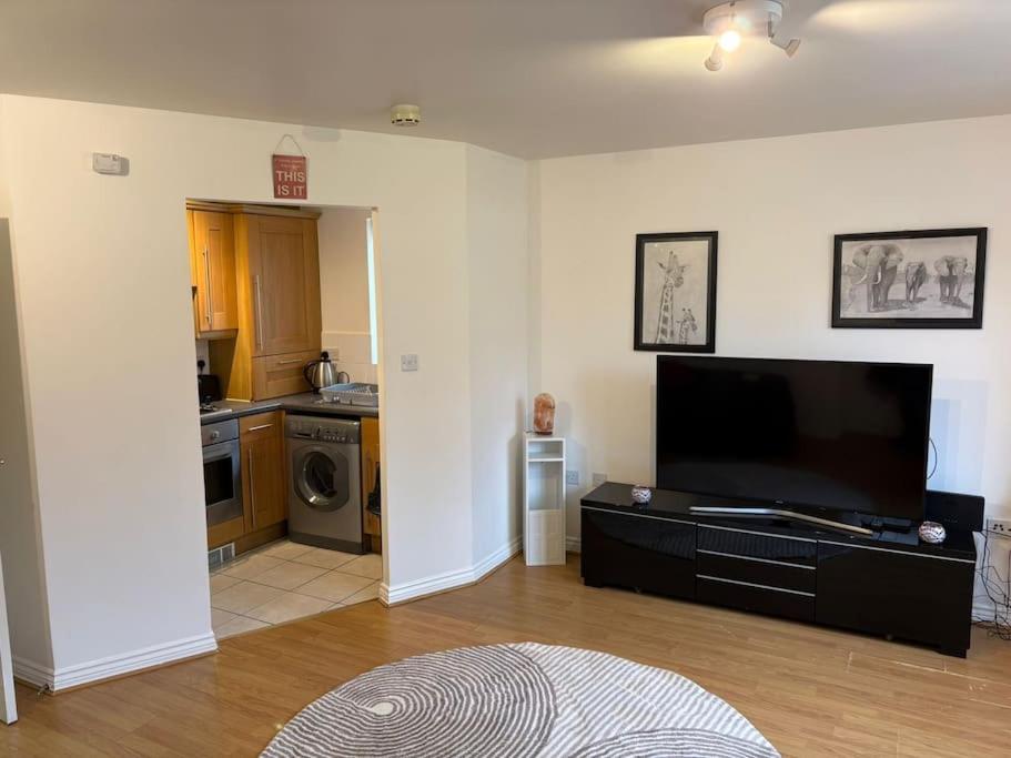 버밍엄 Newly Refurbished Flat In Kings Heath 아파트 외부 사진